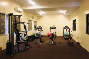 Mahogany Hotel And Suites