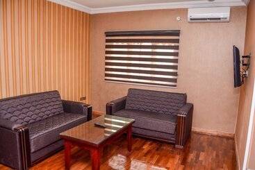 Mahogany Hotel And Suites