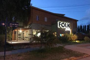 هاستل Folk Suites