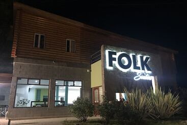 هاستل Folk Suites