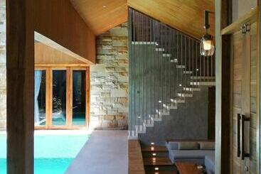 تختخواب و صبحانه Batatu Resort   Adults Only