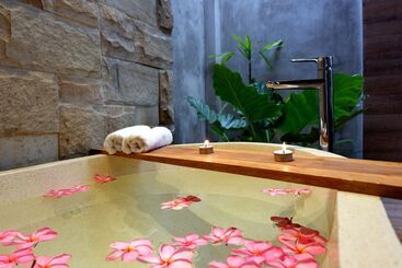 تختخواب و صبحانه Batatu Resort   Adults Only