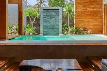 تختخواب و صبحانه Batatu Resort   Adults Only