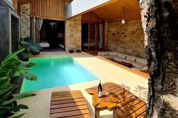 تختخواب و صبحانه Batatu Resort   Adults Only