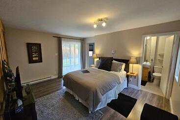 تختخواب و صبحانه Le Den De Tremblant