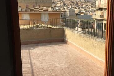 تختخواب و صبحانه Simonetta's Rooms