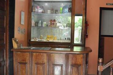 Chez Agnes