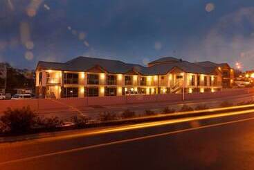 Harbour View Motel