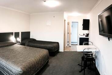 Harbour View Motel