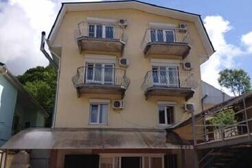 هتل Bereg Solnca