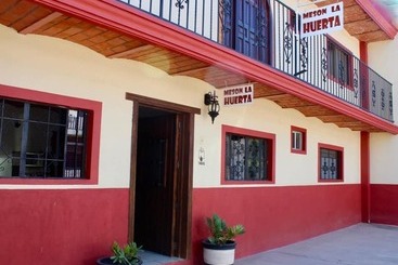 هتل Meson La Huerta