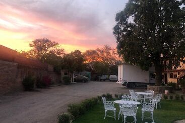 هتل Meson La Huerta
