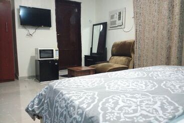 هتل Murray S Suites
