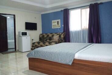 هتل Murray S Suites