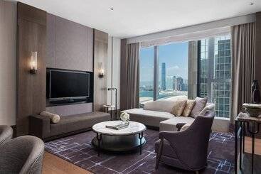 هتل The St. Regis Hong Kong