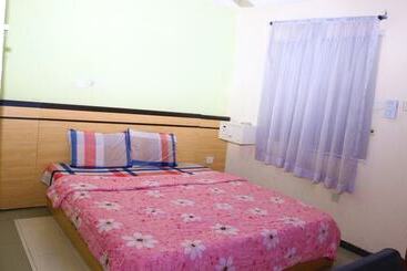Tourist Castle Hotel And Suites