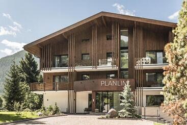 تختخواب و صبحانه Boutique Hotel Planlim