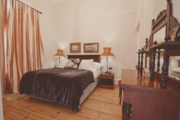 住宿加早餐  The Victorian Strand