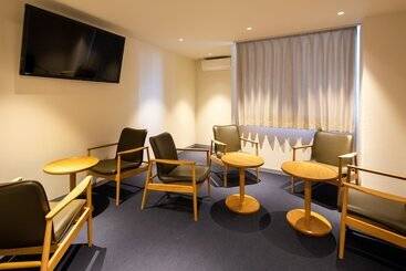 Cabinet Hotel Wows