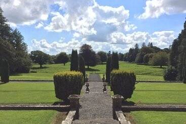 Bed and Breakfast Clonalis House Historic Guest House