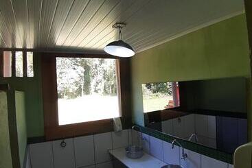 هاستل Itamambuca Suites
