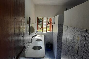 هاستل Itamambuca Suites