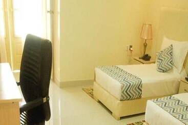 هتل Classic Lodge