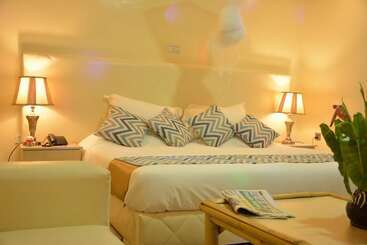 هتل Classic Lodge