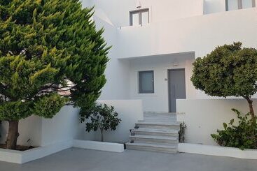 هتل Hermoso Luxury Suites