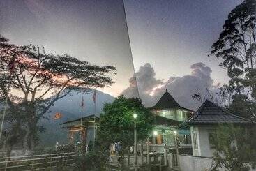 هتل Green Garden Resort