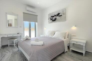 هتل Hermoso Luxury Suites