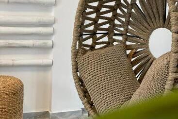 هتل Hermoso Luxury Suites