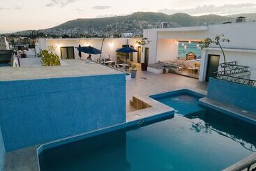 هتل Suites De La Parra