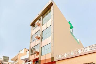 Hotel O Suraj Villa