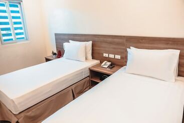 هتل Trip Inn Near Airport Or City Center