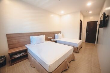 هتل Trip Inn Near Airport Or City Center