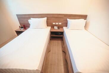هتل Trip Inn Near Airport Or City Center