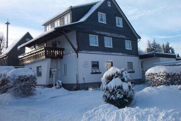 پانسیون Gästehaus Tepel