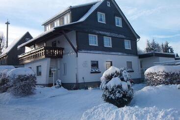 پانسیون Gästehaus Tepel