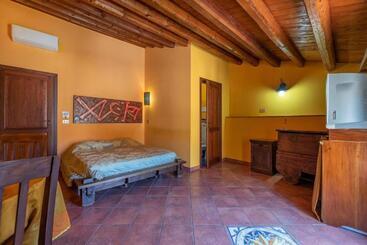 Stenopus Greco Casa Per Affitti Turistici