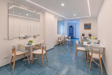 تختخواب و صبحانه Casa Dolce Casa