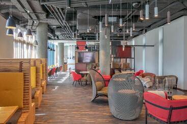 هتل Holiday Inn Gdansk   City Centre, An Ihg