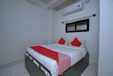 هتل Lucky Star By Oyo Rooms