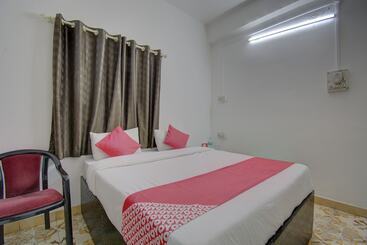 هتل Lucky Star By Oyo Rooms