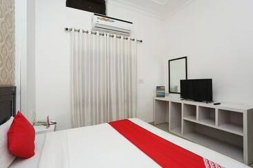 هتل Narayana Palace By Oyo Rooms