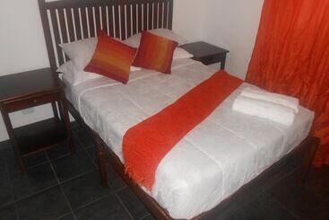 هتل Natal Mahogany