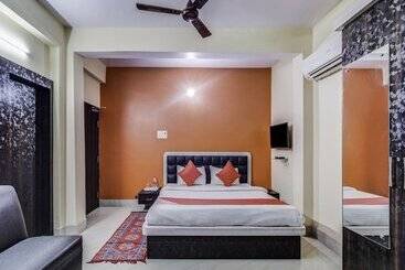 هتل Navneet Residency By Oyo Rooms