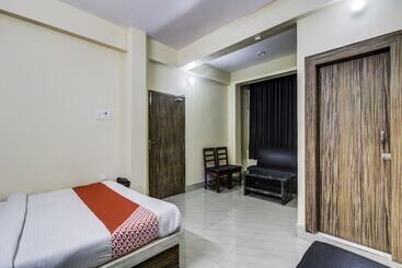 هتل Navneet Residency By Oyo Rooms