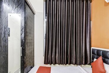 هتل Navneet Residency By Oyo Rooms