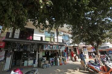 酒店 Pramod Palace By Oyo Rooms
